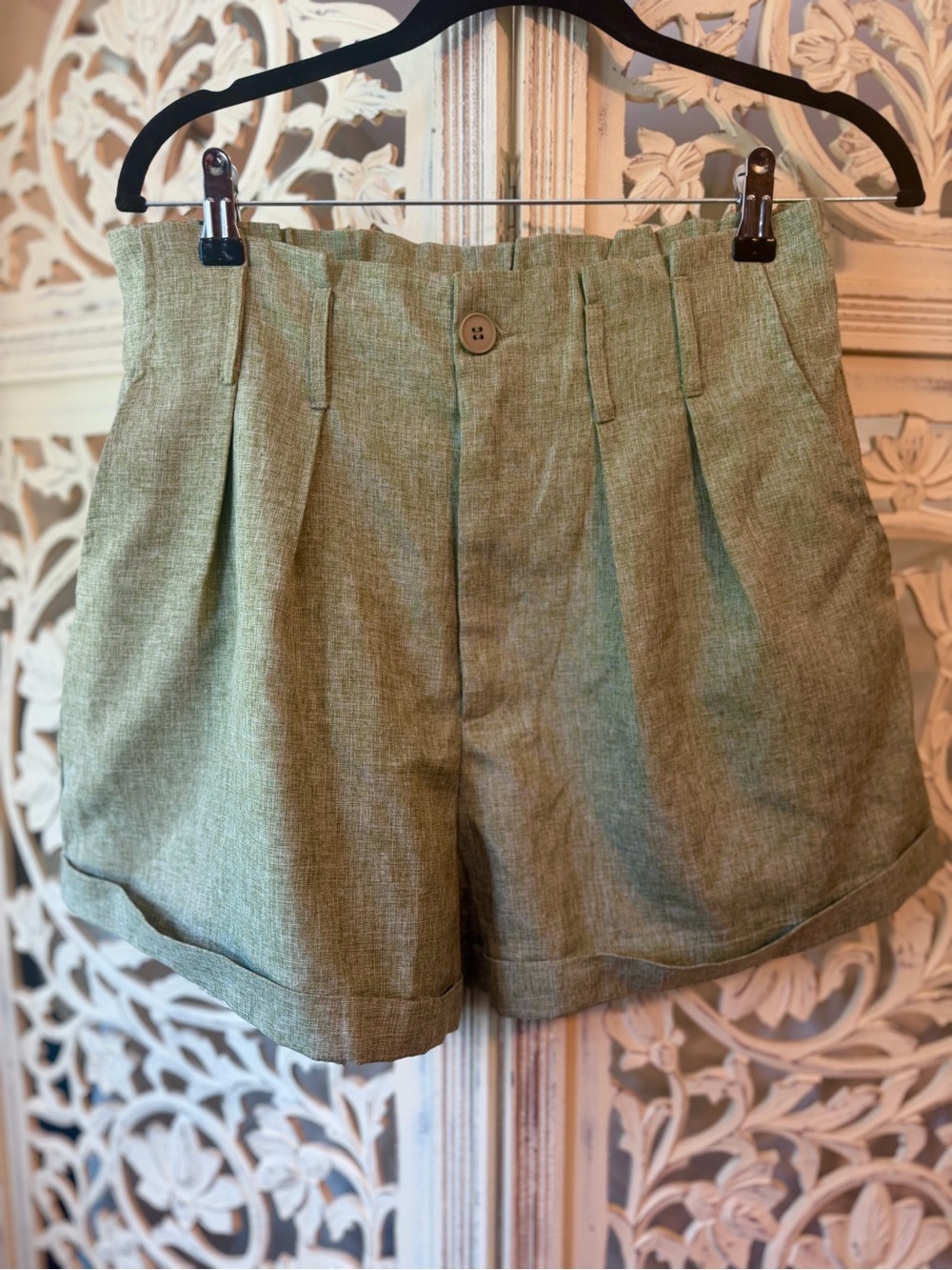 High-Waist Pleated paper bag style Women's Shorts - Green